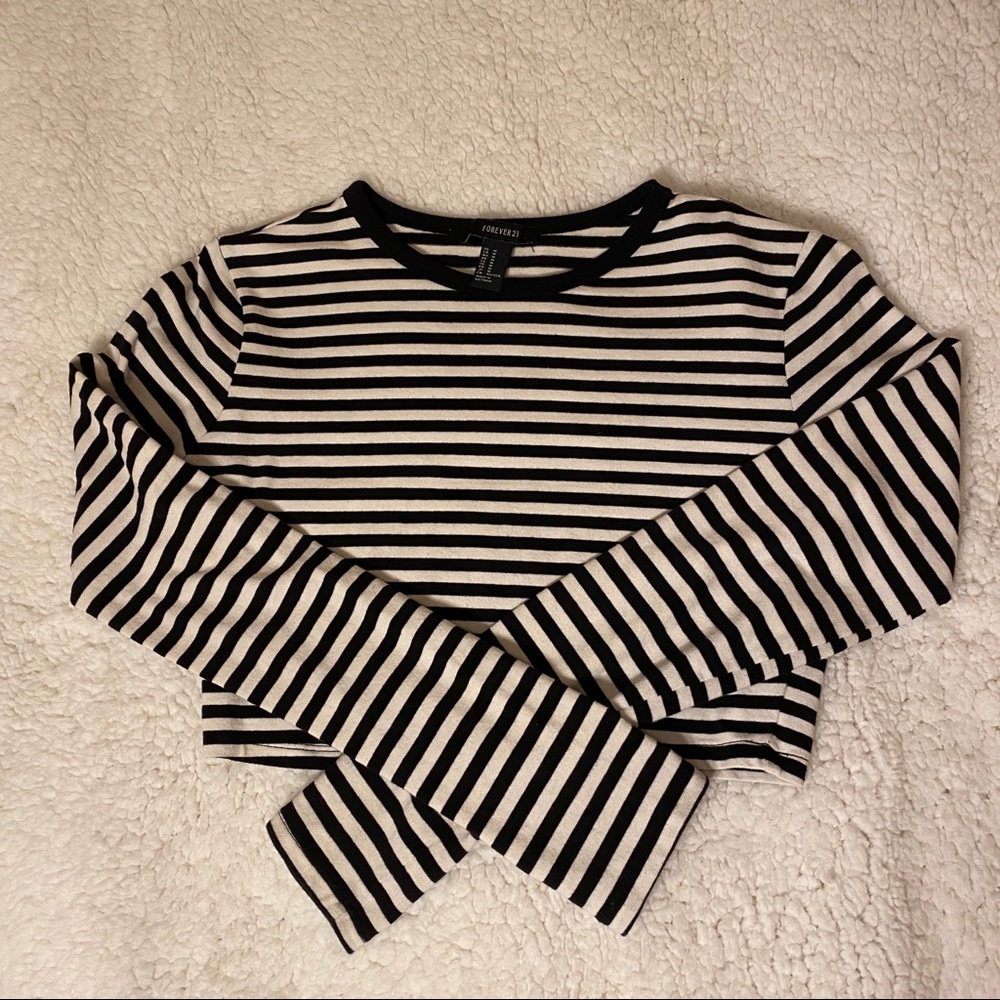 Forever 21 Crop Top Long Sleeve